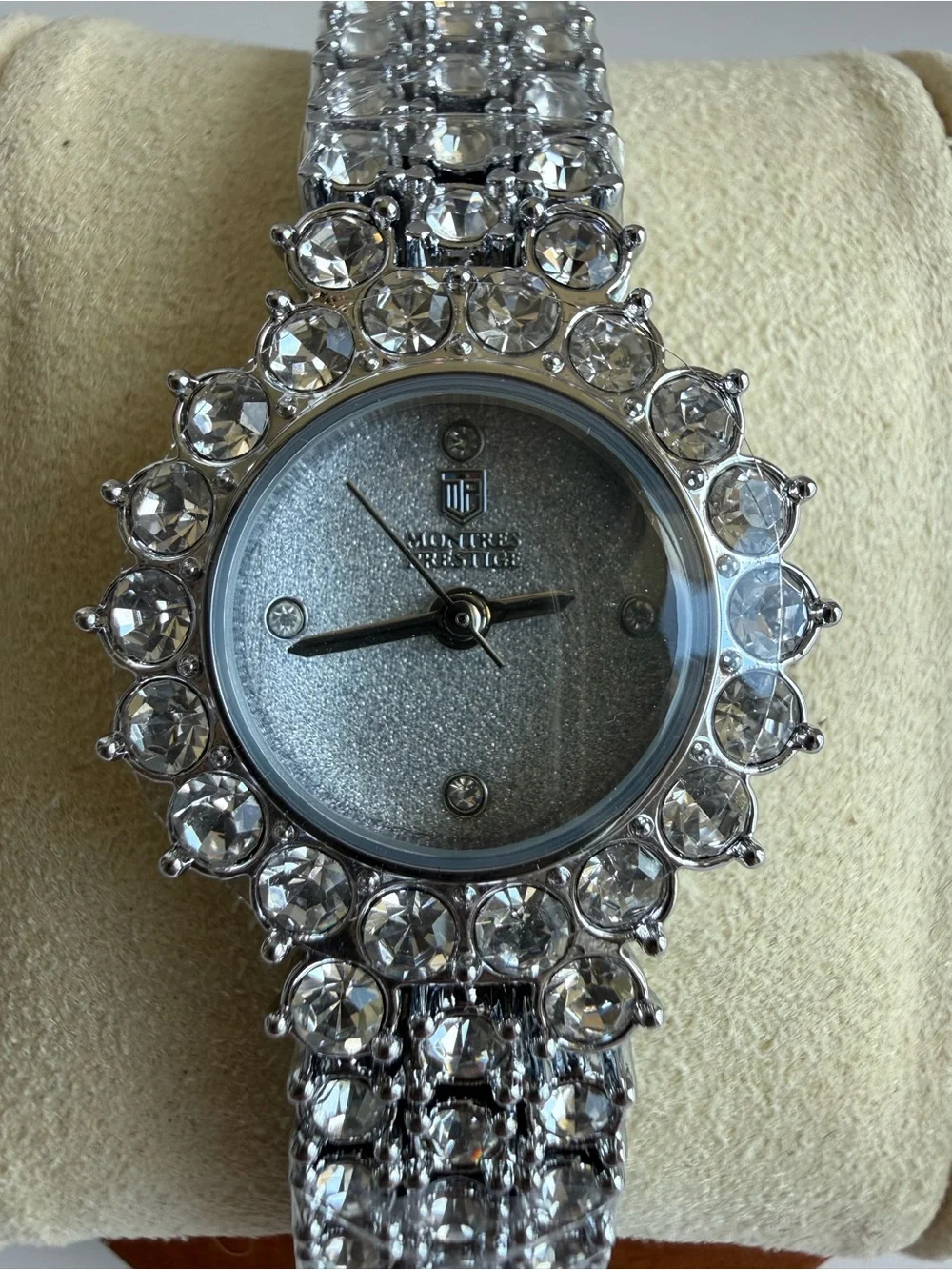 Montres Prestige Crystal Statement Watch – Silver Glam Jewelry Style